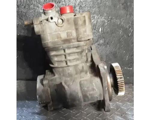 Detroit DD15 Air Compressor