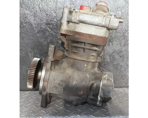 Detroit DD15 Air Compressor