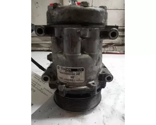 Detroit DD15 Air Conditioner Compressor