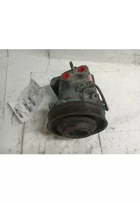 Detroit DD15 Air Conditioner Compressor