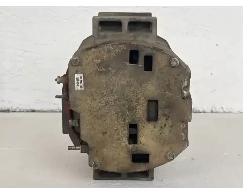 Detroit DD15 Alternator