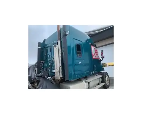 Detroit DD15 Cab