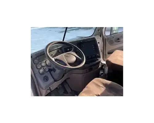 Detroit DD15 Cab