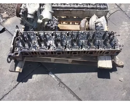 Detroit DD15 Cylinder Head