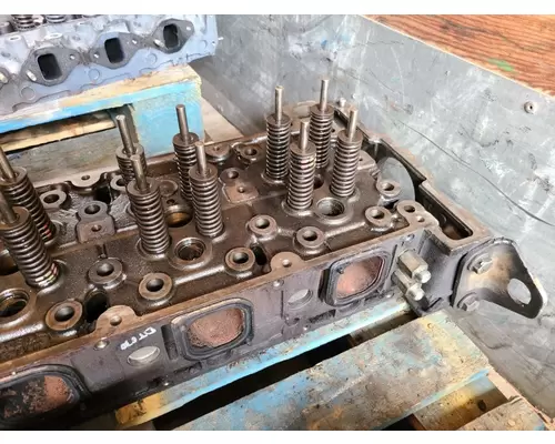 Detroit DD15 Cylinder Head