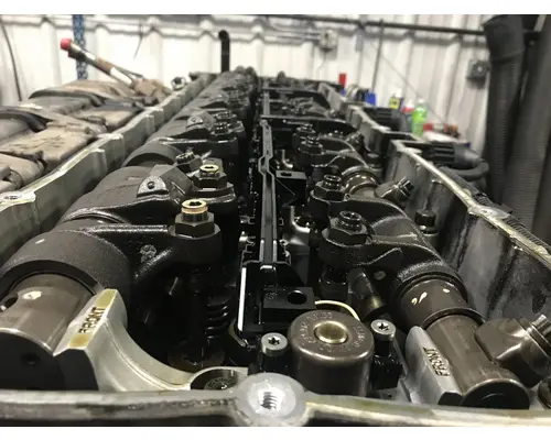 Detroit DD15 Engine Assembly