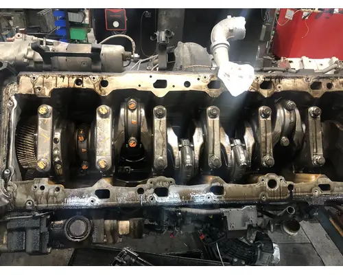 Detroit DD15 Engine Assembly