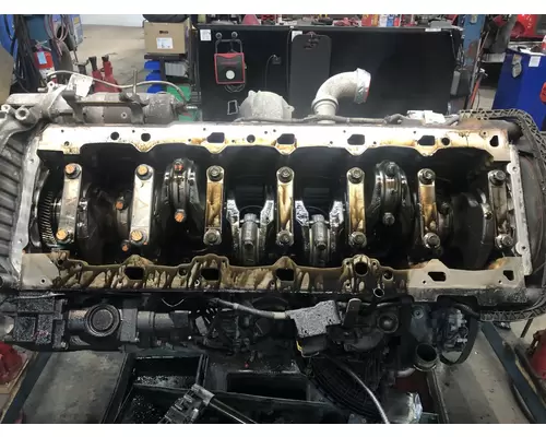 Detroit DD15 Engine Assembly