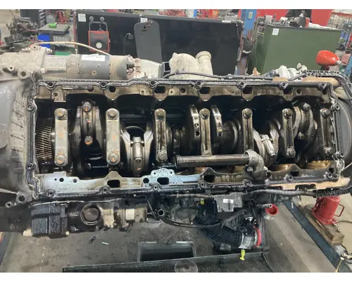 Detroit DD15 Engine Assembly