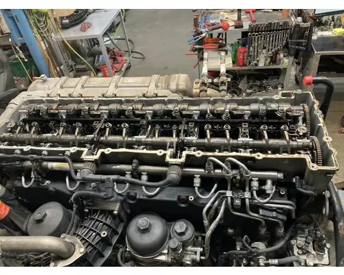 Detroit DD15 Engine Assembly