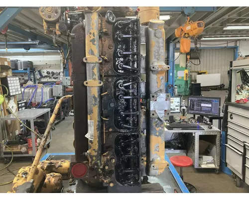 Detroit DD15 Engine Assembly