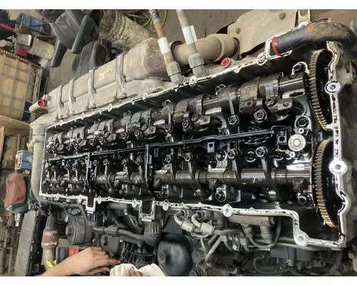 Detroit DD15 Engine Assembly