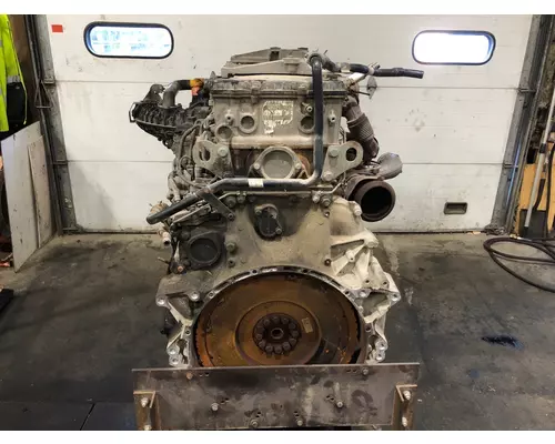 Detroit DD15 Engine Assembly