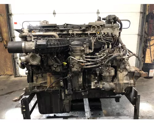 Detroit DD15 Engine Assembly