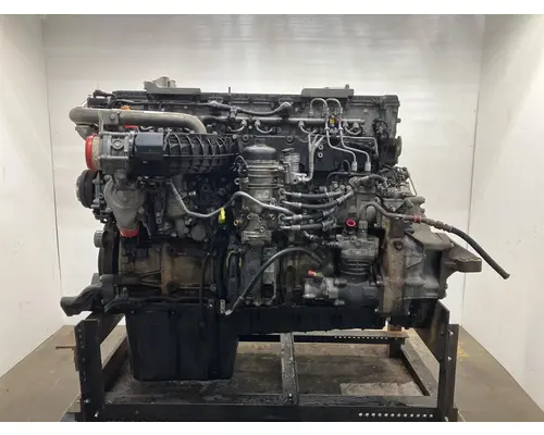 Detroit DD15 Engine Assembly