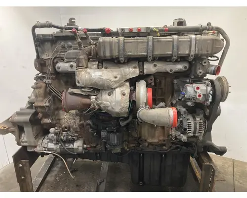 Detroit DD15 Engine Assembly