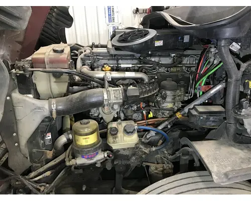 Detroit DD15 Engine Assembly