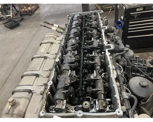 Detroit DD15 Engine Assembly