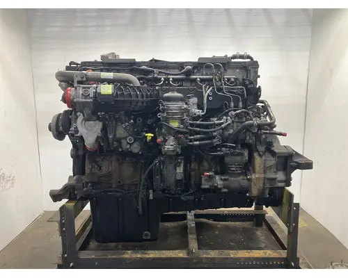Detroit DD15 Engine Assembly