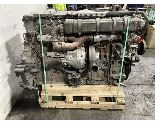 Detroit DD15 Engine Assembly
