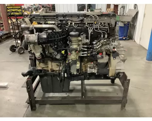 Detroit DD15 Engine Assembly