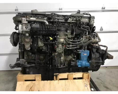 Detroit DD15 Engine Assembly