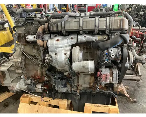 Detroit DD15 Engine Assembly