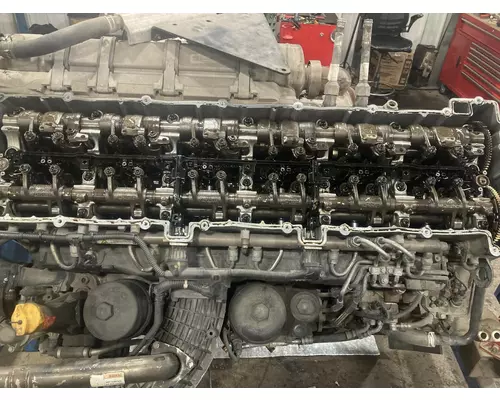 Detroit DD15 Engine Assembly