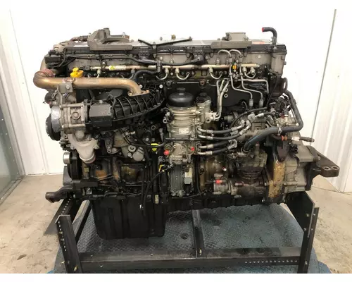 Detroit DD15 Engine Assembly