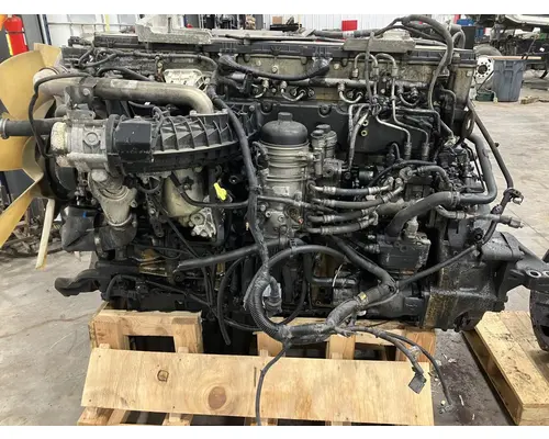 Detroit DD15 Engine Assembly