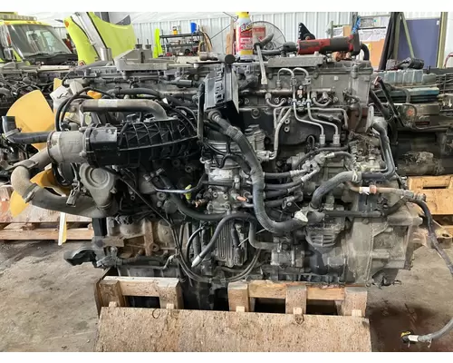 Detroit DD15 Engine Assembly