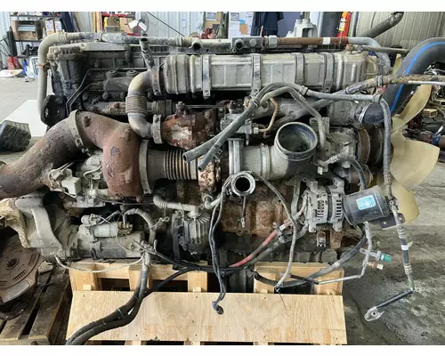 Detroit DD15 Engine Assembly