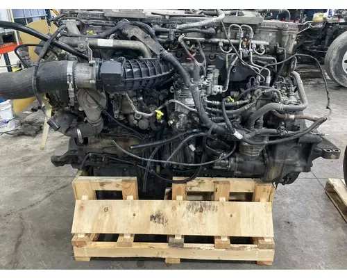 Detroit DD15 Engine Assembly