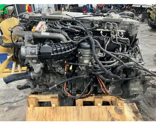 Detroit DD15 Engine Assembly