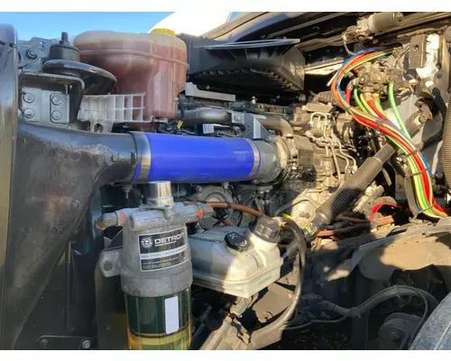 Detroit DD15 Engine Assembly