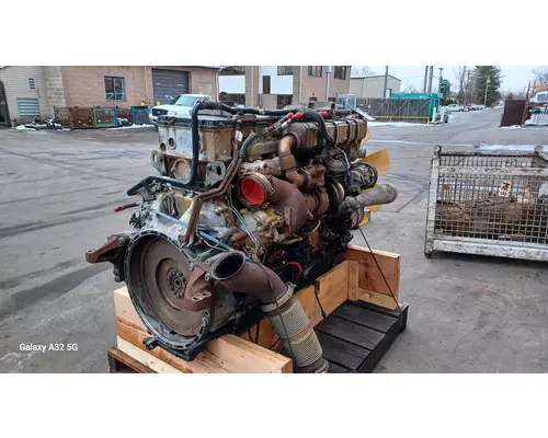 Detroit DD15 Engine Assembly