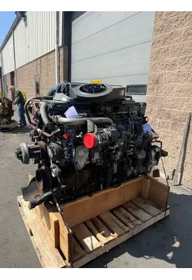 Detroit DD15 Engine Assembly