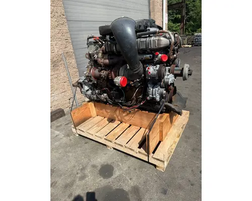 Detroit DD15 Engine Assembly