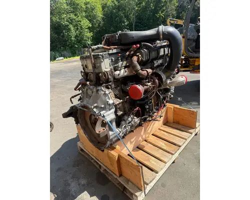 Detroit DD15 Engine Assembly