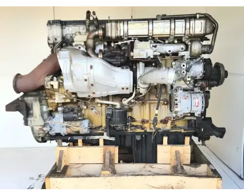 Detroit DD15 Engine Assembly