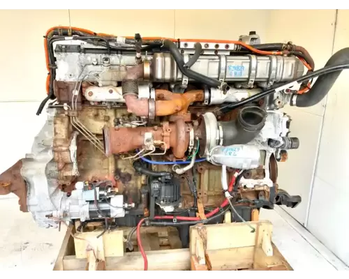 Detroit DD15 Engine Assembly