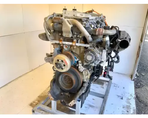 Detroit DD15 Engine Assembly