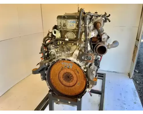 Detroit DD15 Engine Assembly