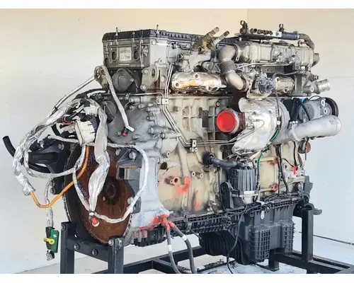 Detroit DD15 Engine Assembly