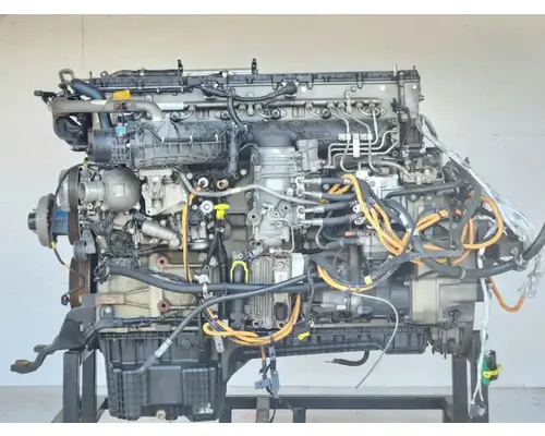 Detroit DD15 Engine Assembly