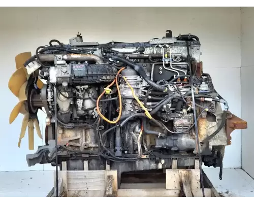 Detroit DD15 Engine Assembly