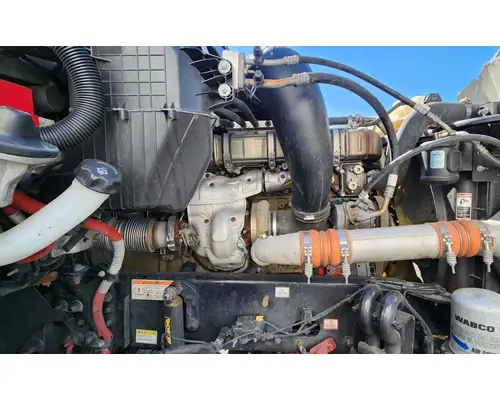 Detroit DD15 Engine Assembly