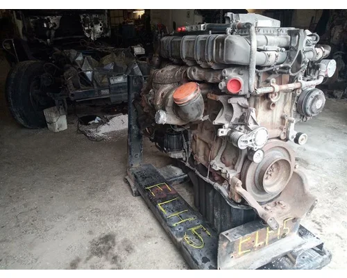 Detroit DD15 Engine Assembly