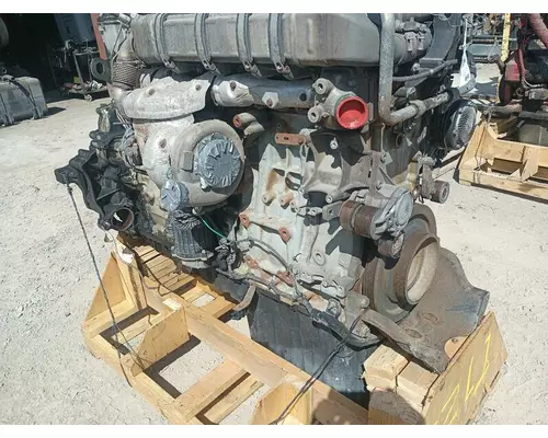Detroit DD15 Engine Assembly