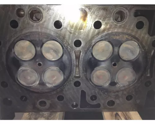 Detroit DD15 Engine Head Assembly